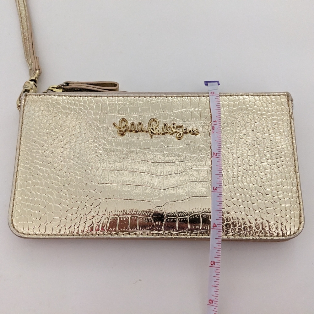 Lilly Pulitzer Gold Wristlet Wallet - BEAUTIFUL! - Picture 12 of 16